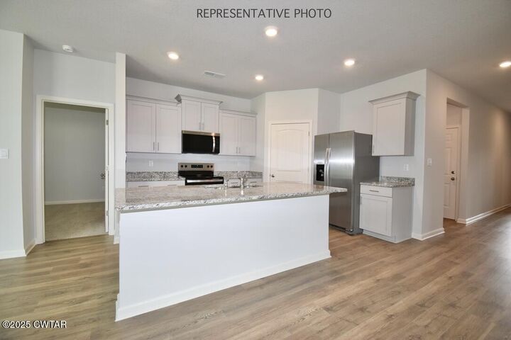 Property Photo: 6 Goldstream Drive TN 38305