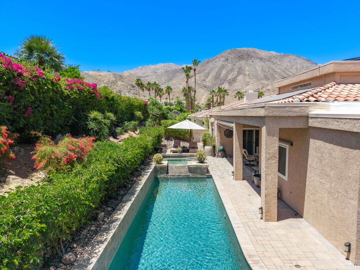 Property Photo:  131 Vista Monte  CA 92260 