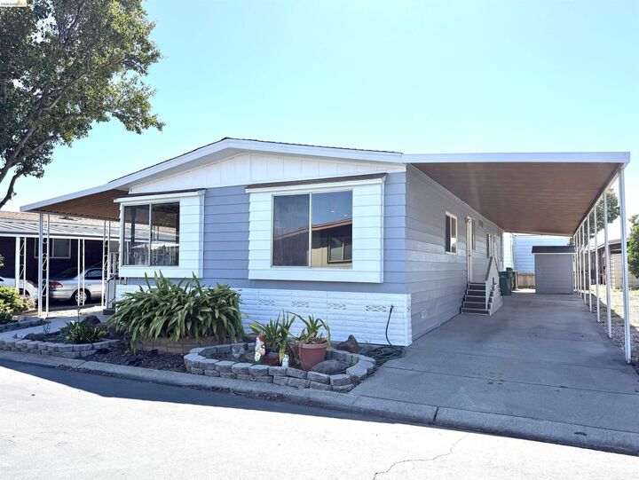 Property Photo:  29385 Providence Way  CA 94544 