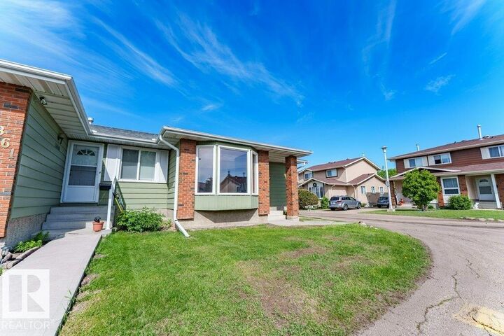 Property Photo:  13863 114 Street NW  AB T5X 4A1 