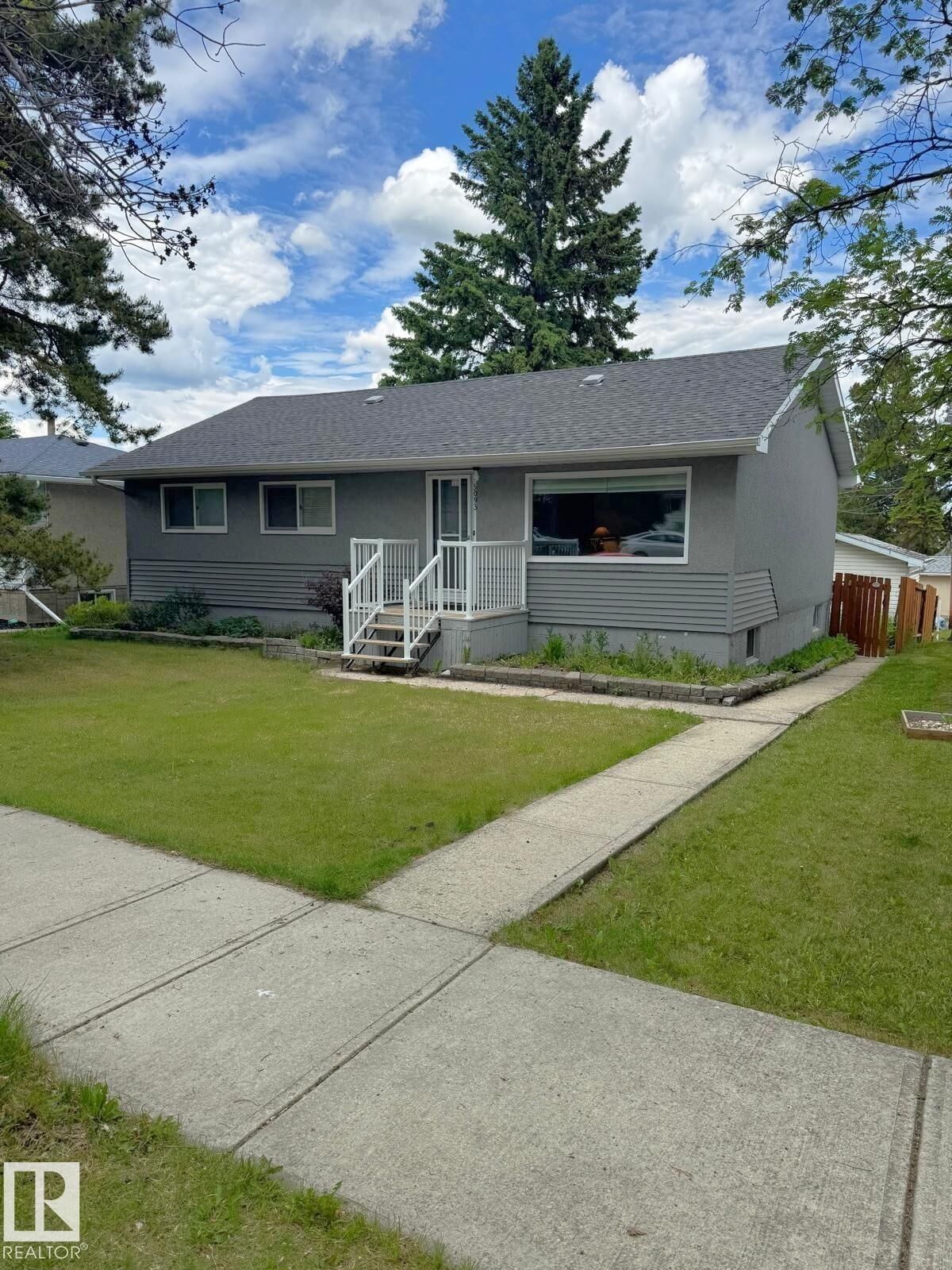 Property Photo:  5093 45 Street  AB T7A 1C2 