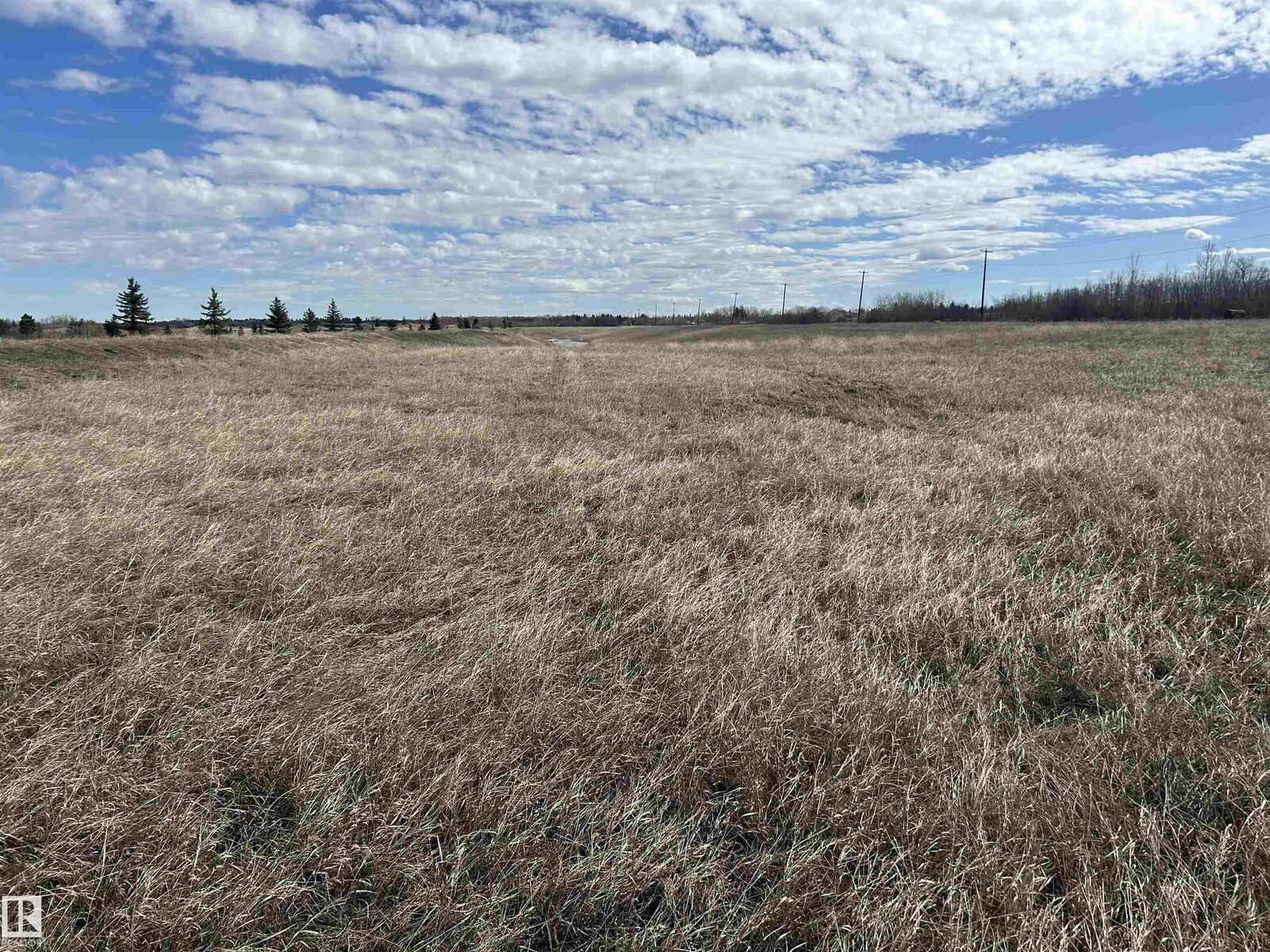 Property Photo:  23075 Twp Road 542  AB T8A 3W7 