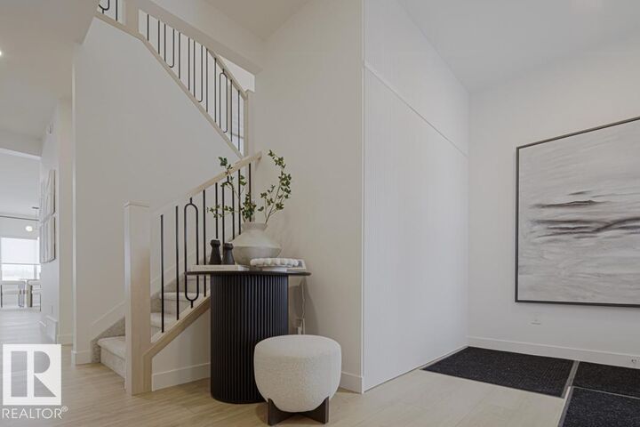 Property Photo: 4566 Chegwin Wynd SW AB T6W 5X3