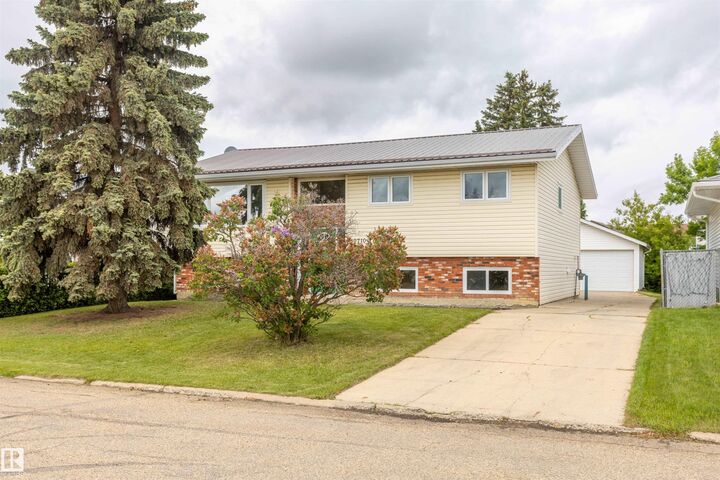 Property Photo:  10710 97 Avenue  AB T8R 0E9 