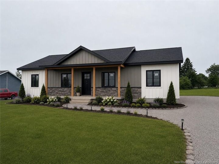 42 Fieldside — photo 1