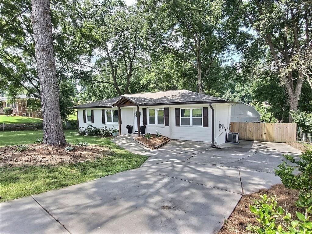 Property Photo: 3296 Old Concord Road SE GA 30082