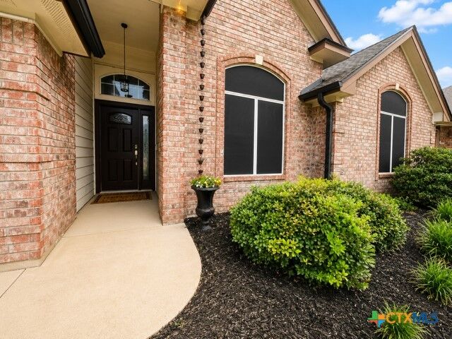 Property Photo: 601 Lantana Street TX 76548