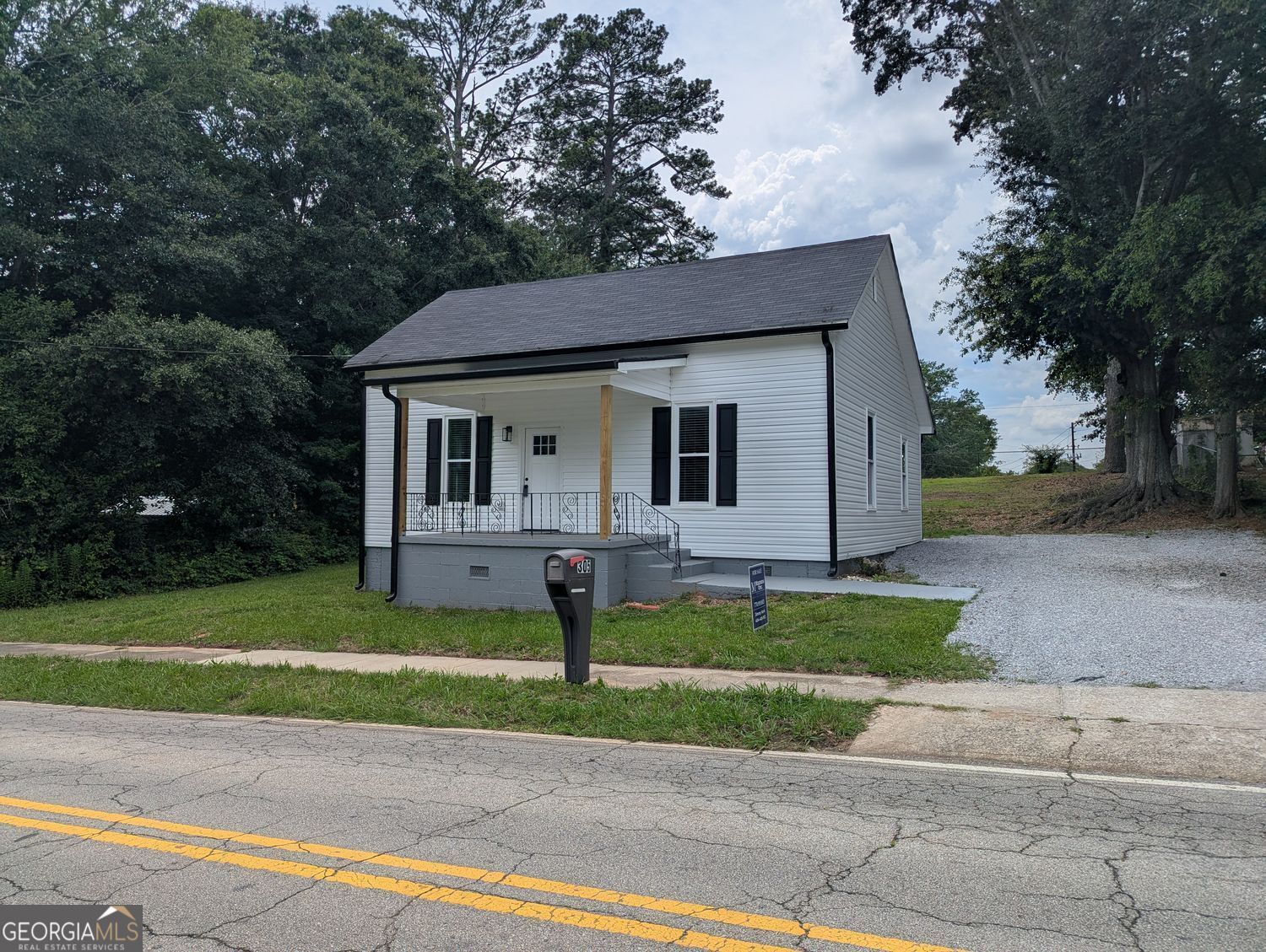 Property Photo:  305 Burson Avenue  GA 30117 