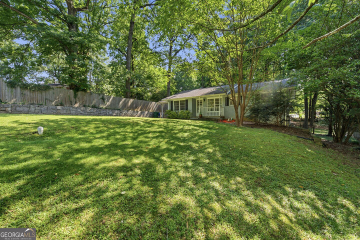 Property Photo:  1087 N Hills Drive  GA 30033 