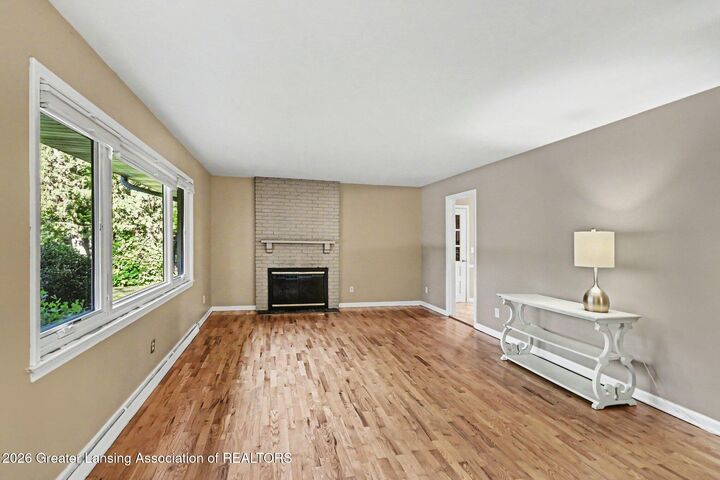 Property Photo: 924 Woodingham Drive MI 48823