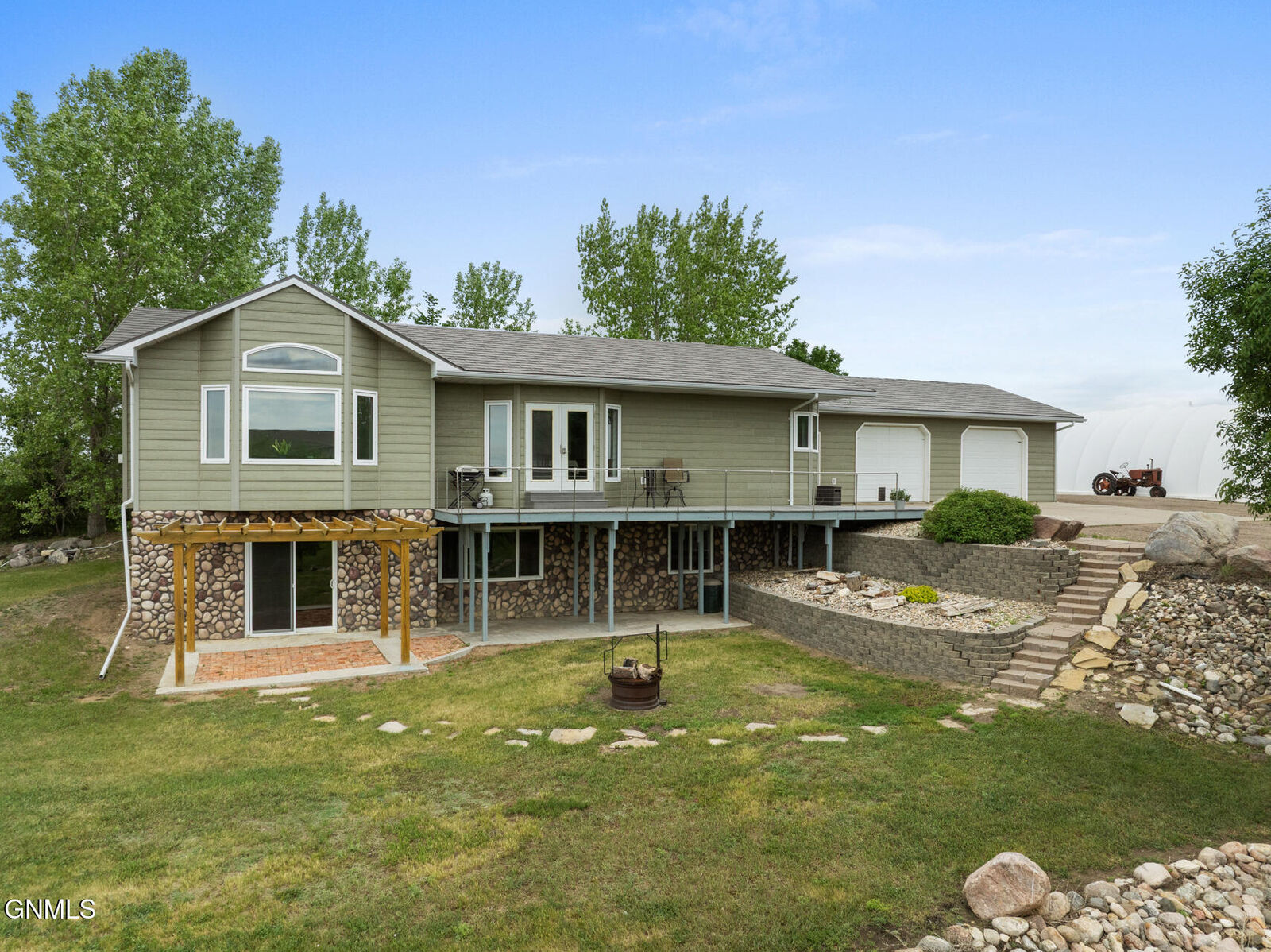 Property Photo:  1343 41C Avenue NW  ND 58540 