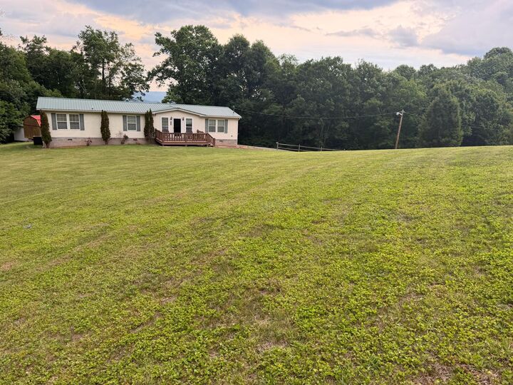 Property Photo: 2298 Mountain View WV 24910