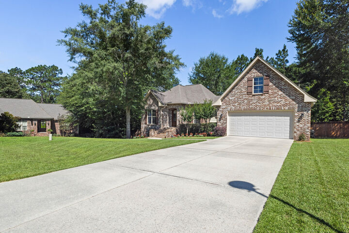 Property Photo:  26 W Donnington Ct.  MS 39402 