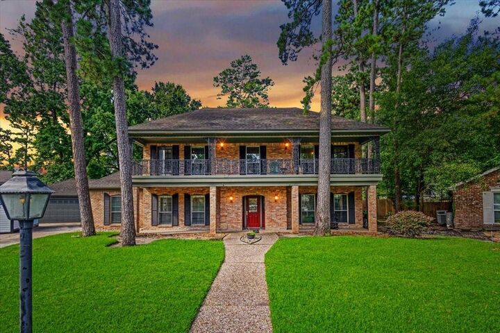 Property Photo:  5431 Crown Colony  TX 77069 