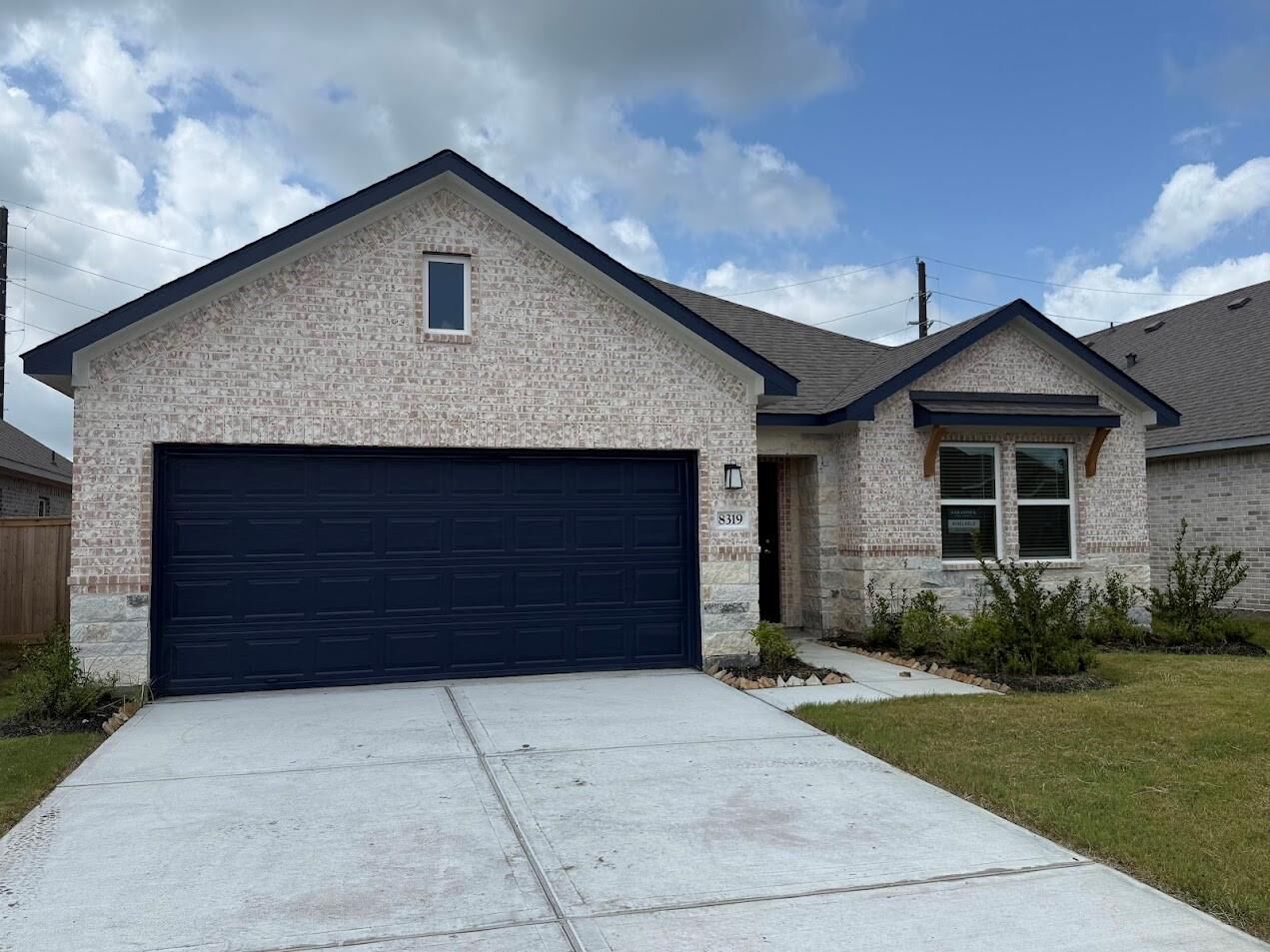 Property Photo: 8319 Amber Summit TX 77515