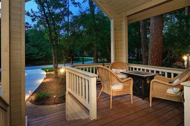 Property Photo:  18 S Slash Pine Park  TX 77380 
