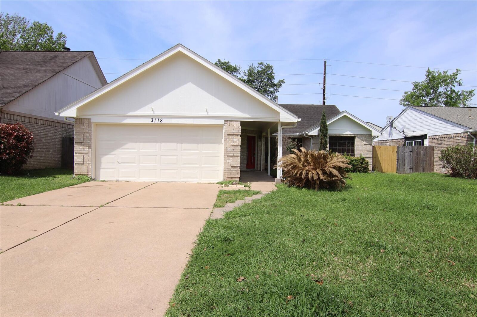Property Photo: 3118 Settlers Way Boulevard TX 77479