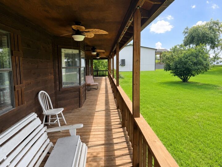 Property Photo: 100 Southwood Shores Drive TX 77331