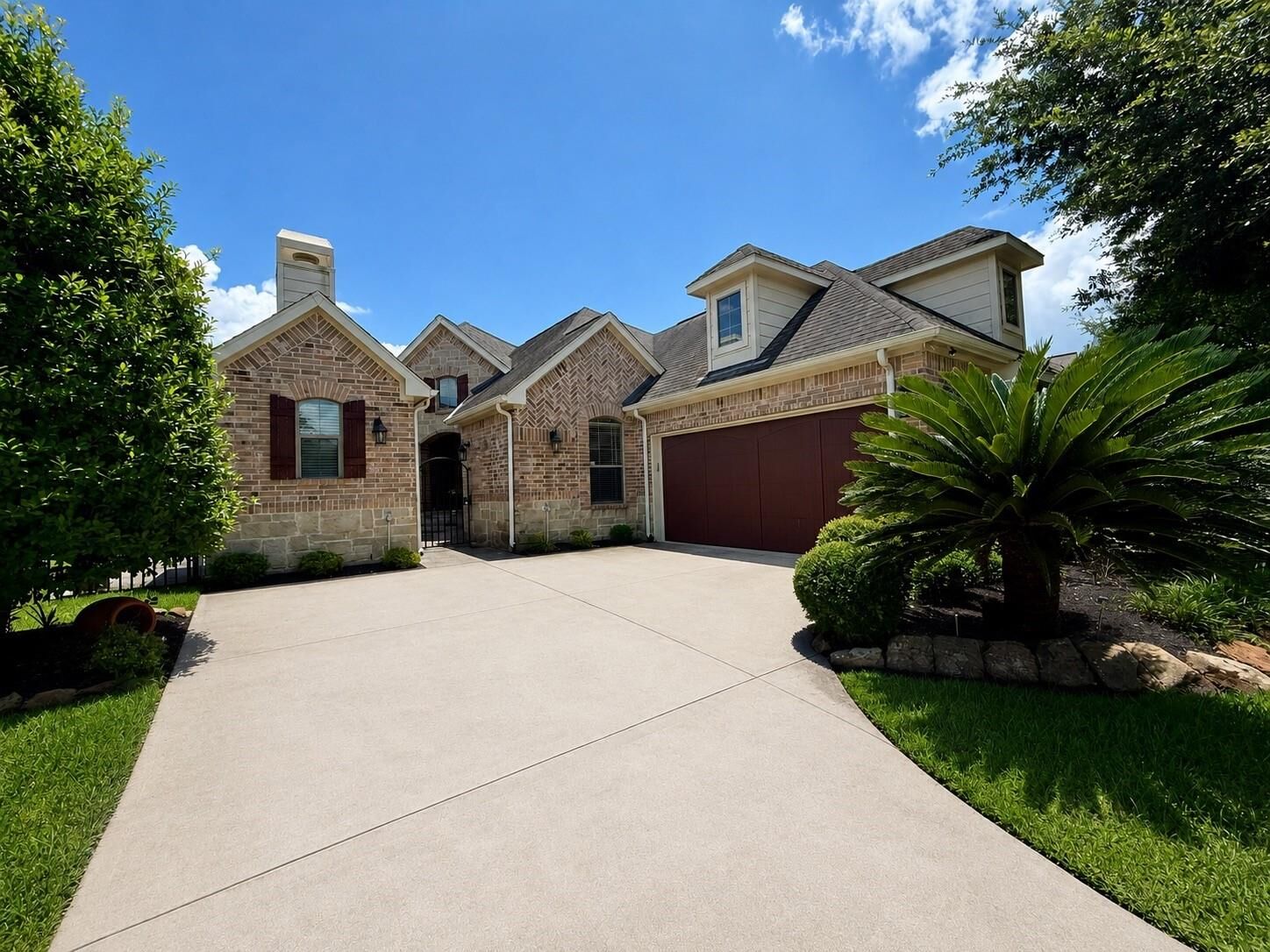 Property Photo: 14834 Ashford Springs Lane TX 77396