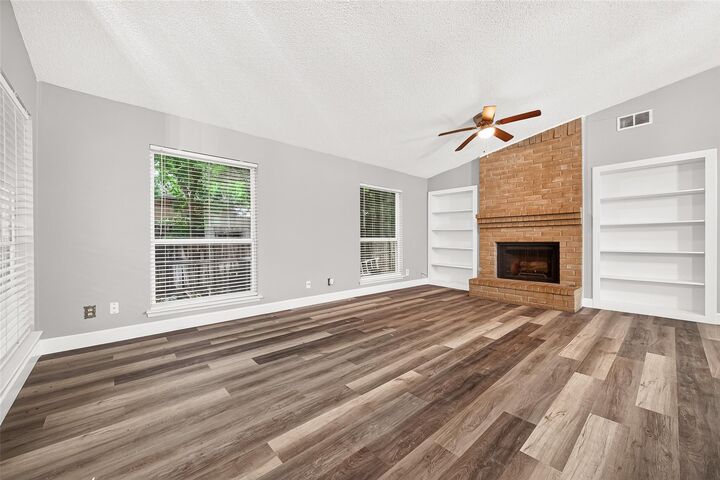 Property Photo: 6354 Dellfern Drive TX 77035