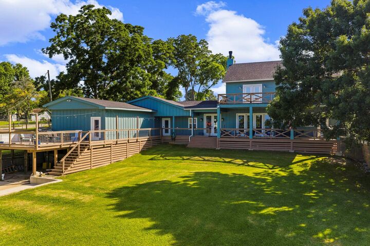 Property Photo: 326 Nugent Drive TX 77351