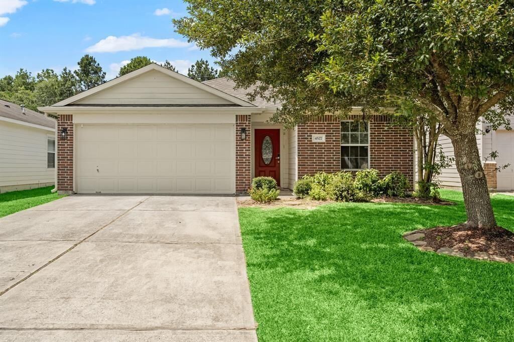 Property Photo: 4527 Nueces River Loop TX 77386