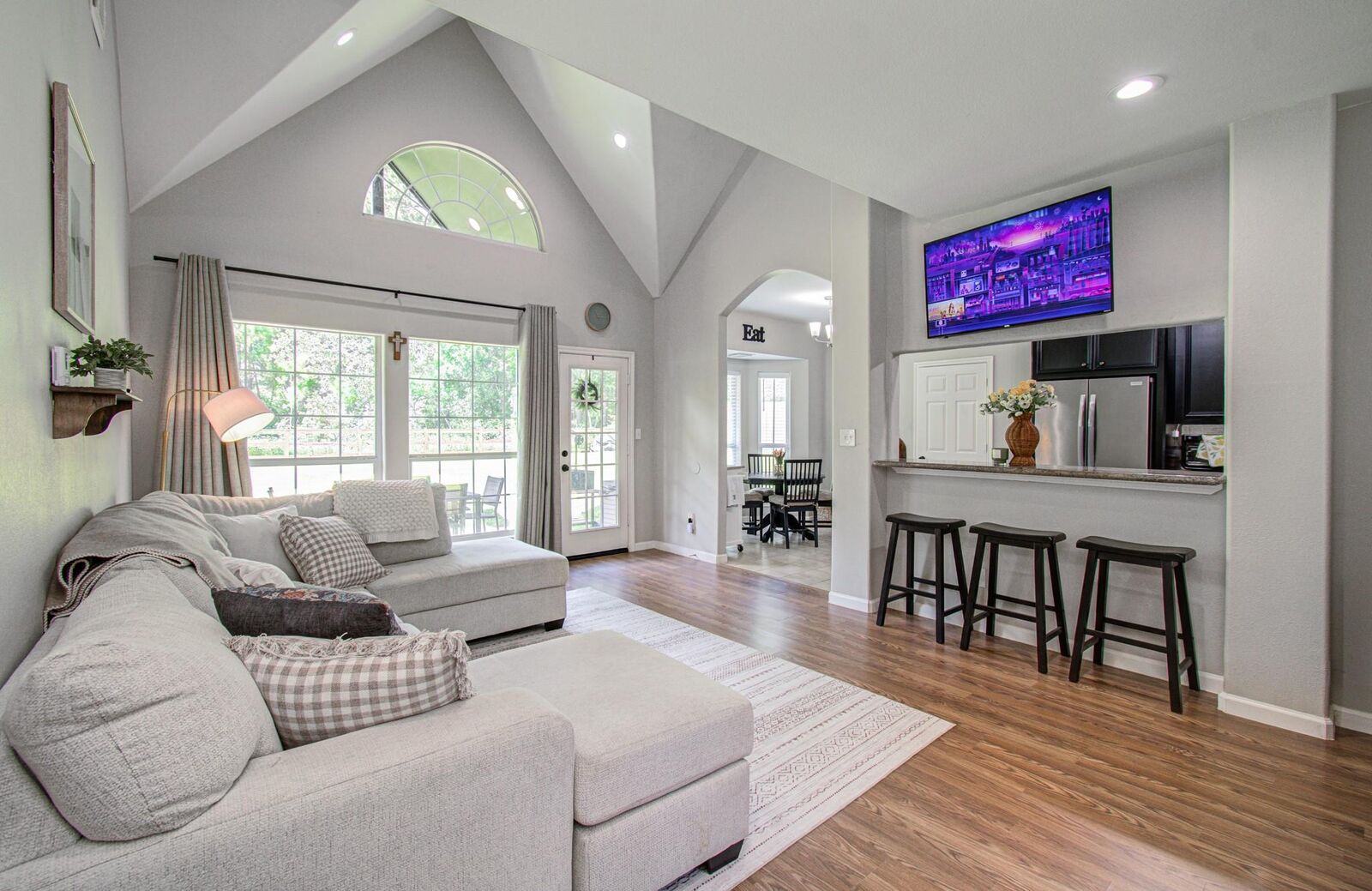 Property Photo: 203 Antelope Drive TX 77532