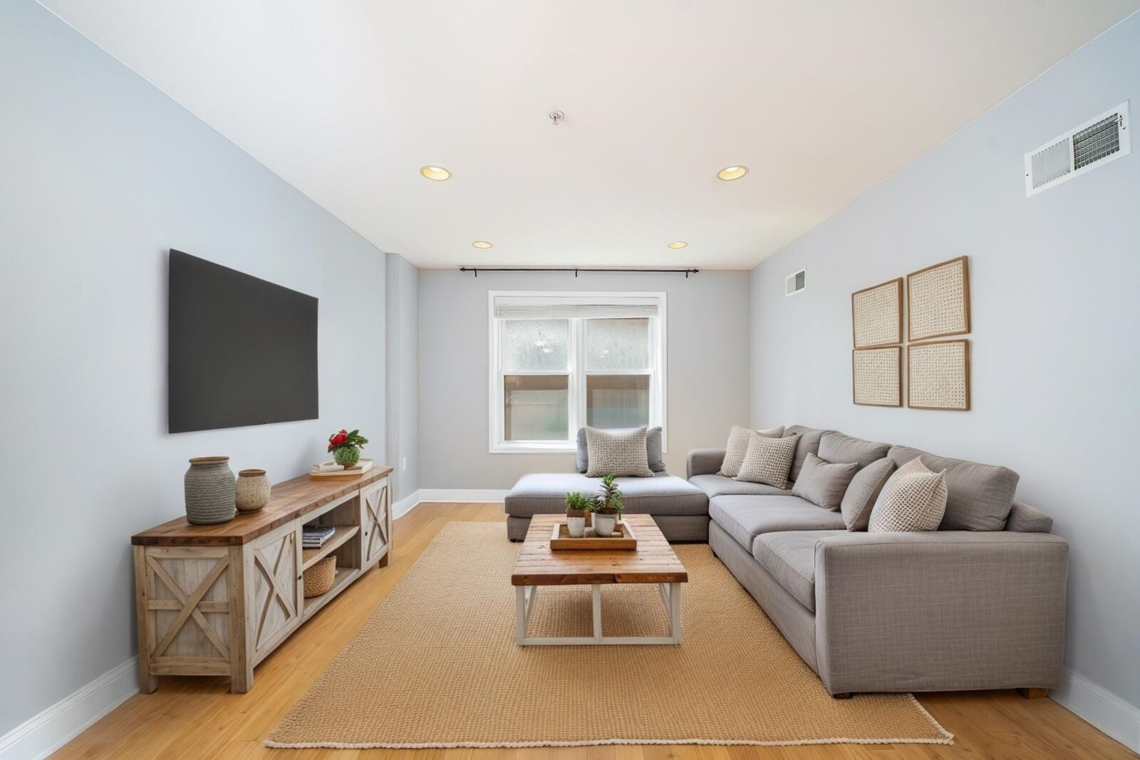 Property Photo: 99 Montgomery St 3C NJ 07302