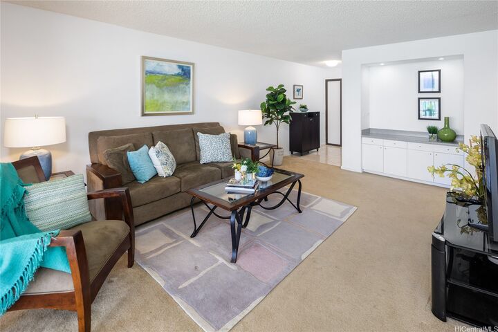Property Photo:  2470 Kalakaua Avenue 2201  HI 96815 