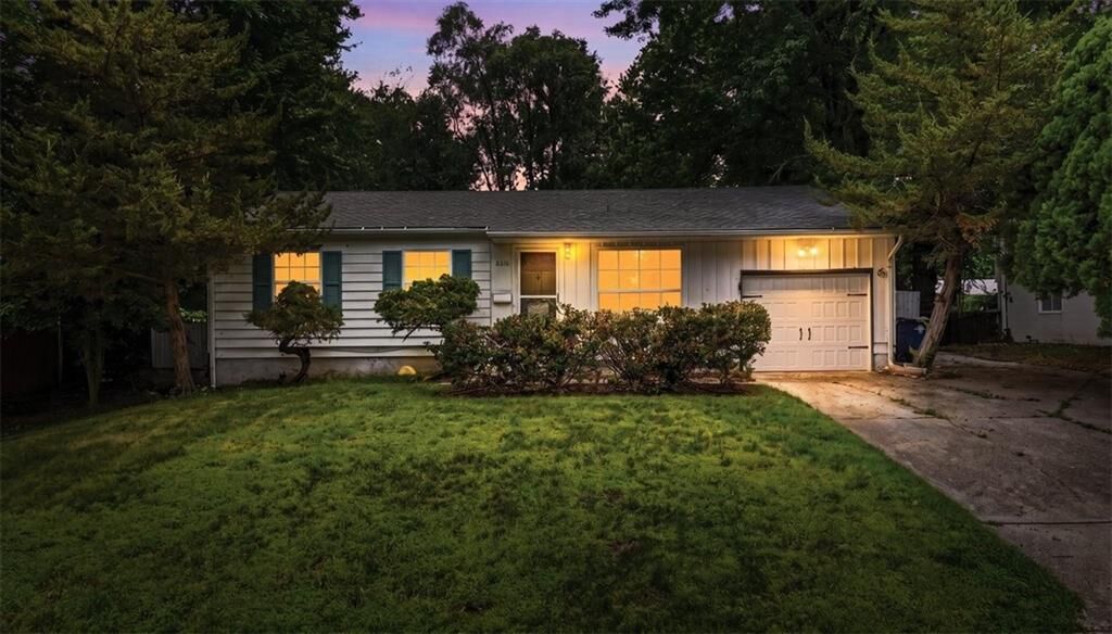 Property Photo:  8610 E 92nd Terrace  MO 64138 