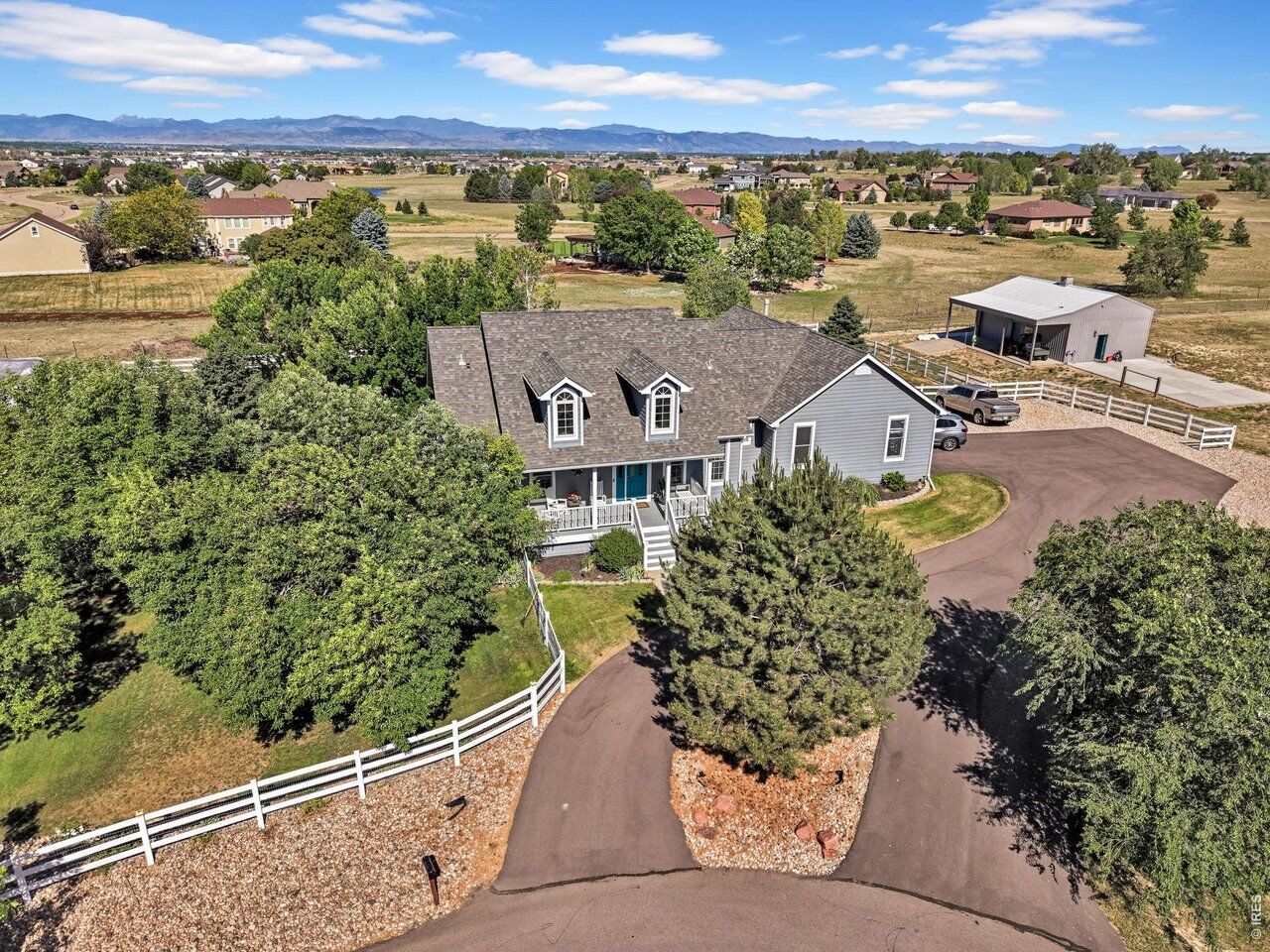 Property Photo:  938 Clydesdale Ln  CO 80550 