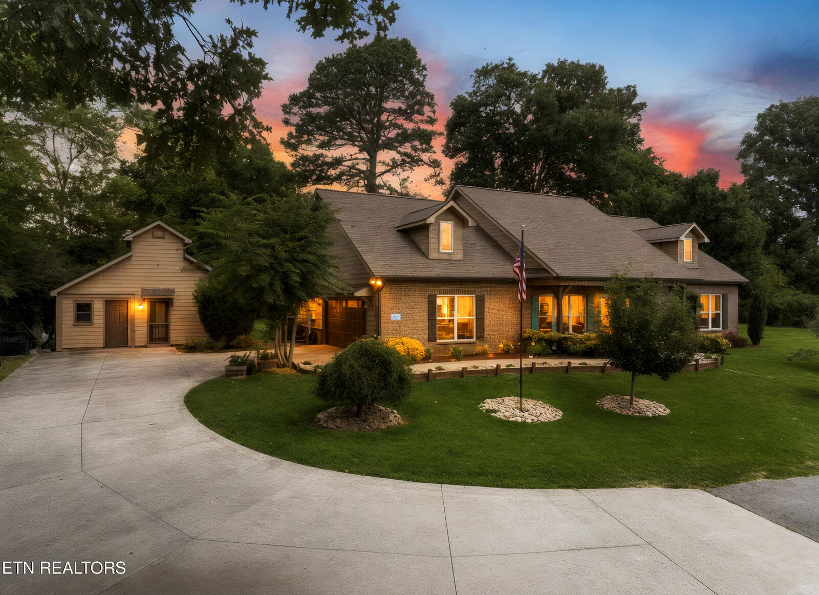 Property Photo: 1522 Sally View Drive TN 37737