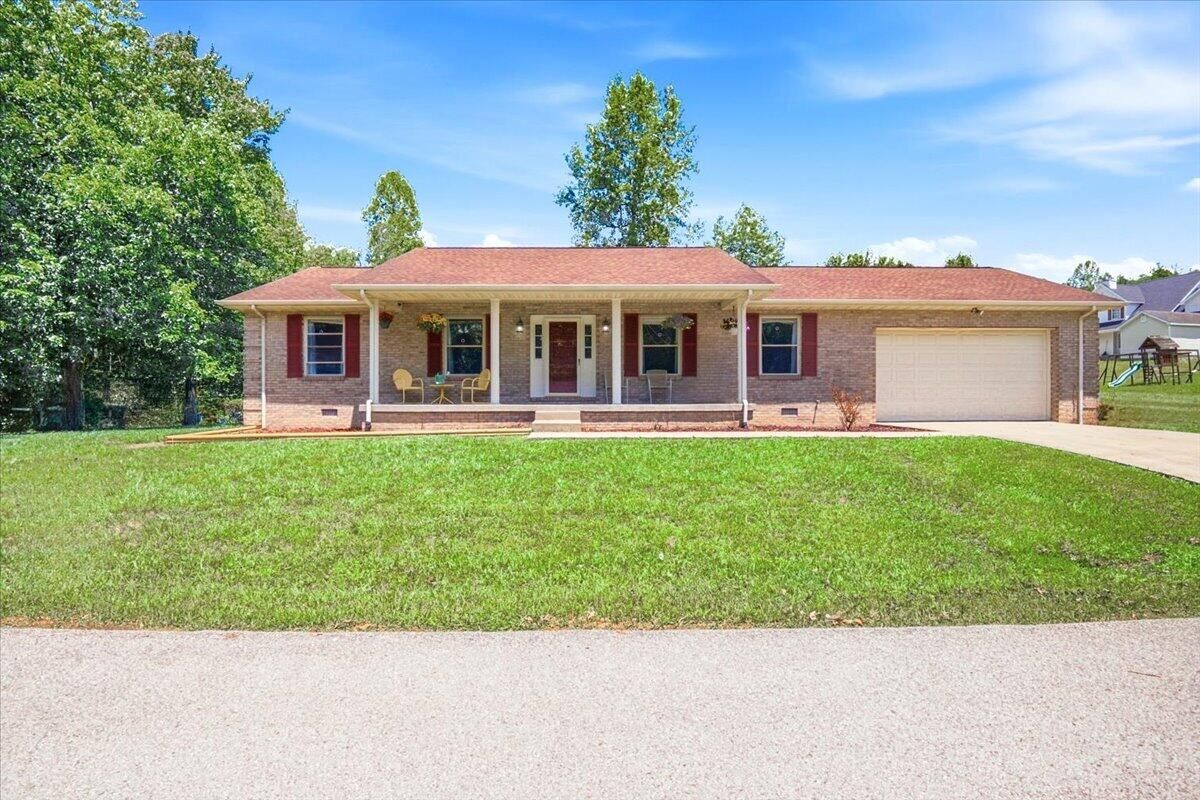 Property Photo:  220 Sandy Hills Lane  KY 40701 