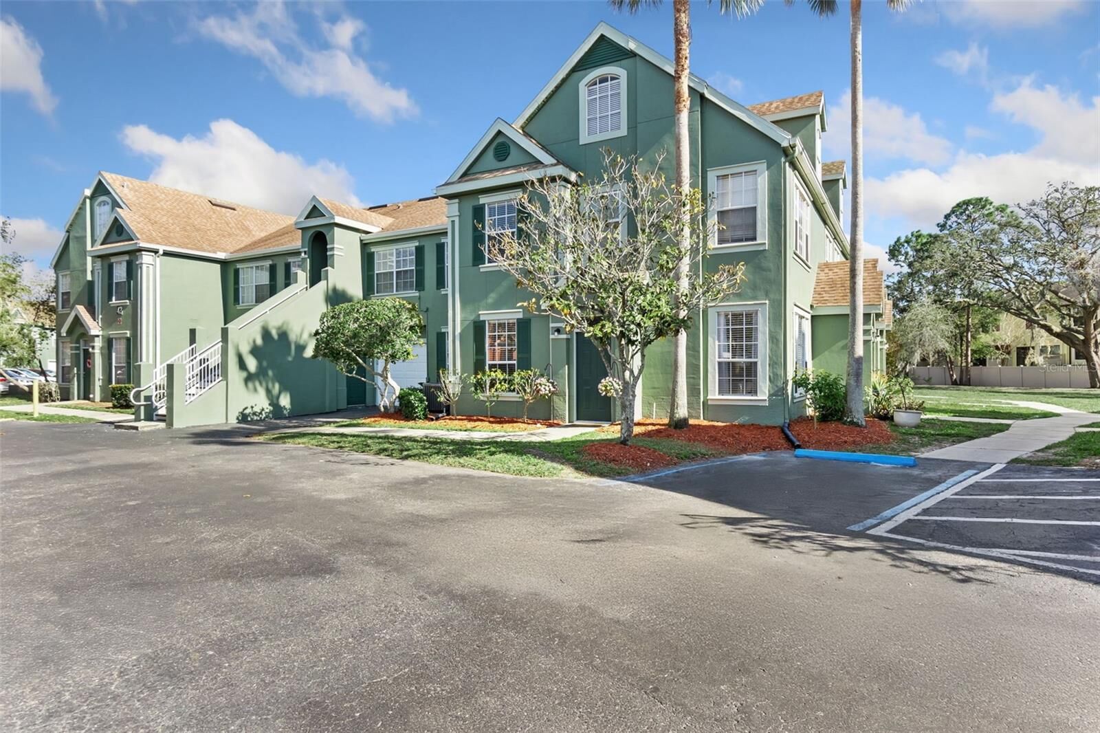 Property Photo: 10412 White Lake Court 10412 FL 33626