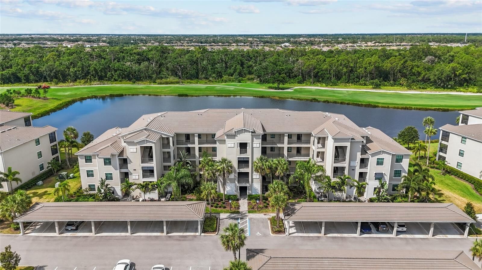 Property Photo: 17626 Gawthrop Drive 202 FL 34211