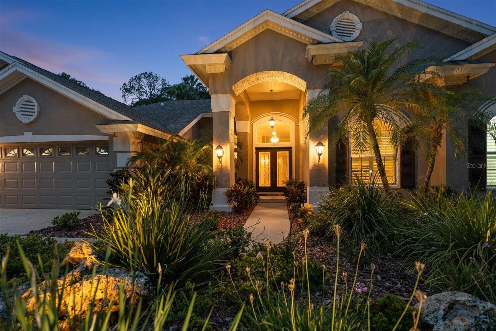 Property Photo: 3926 Saywood Court FL 34685