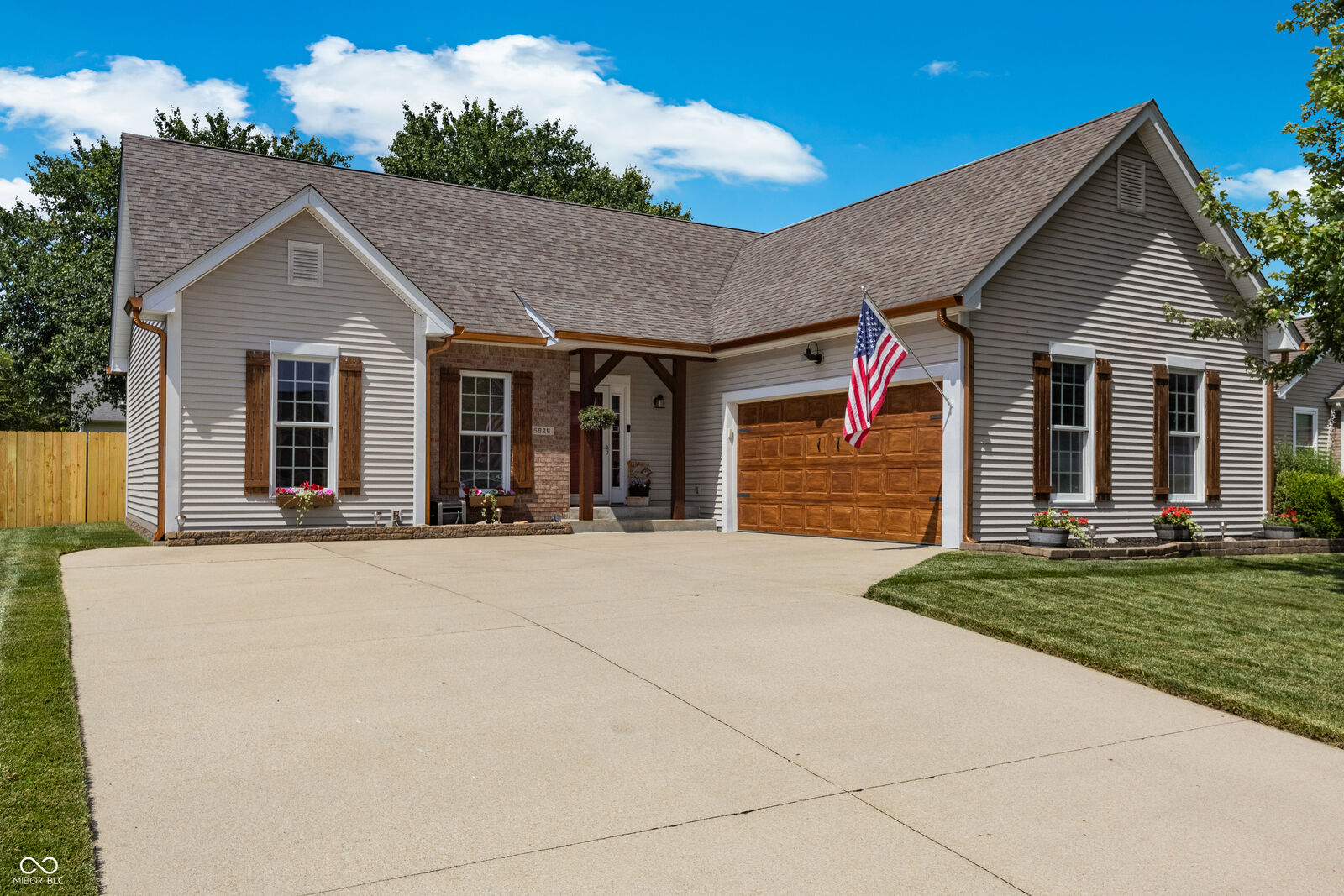 Property Photo:  5926 Regency Drive  IN 47203 