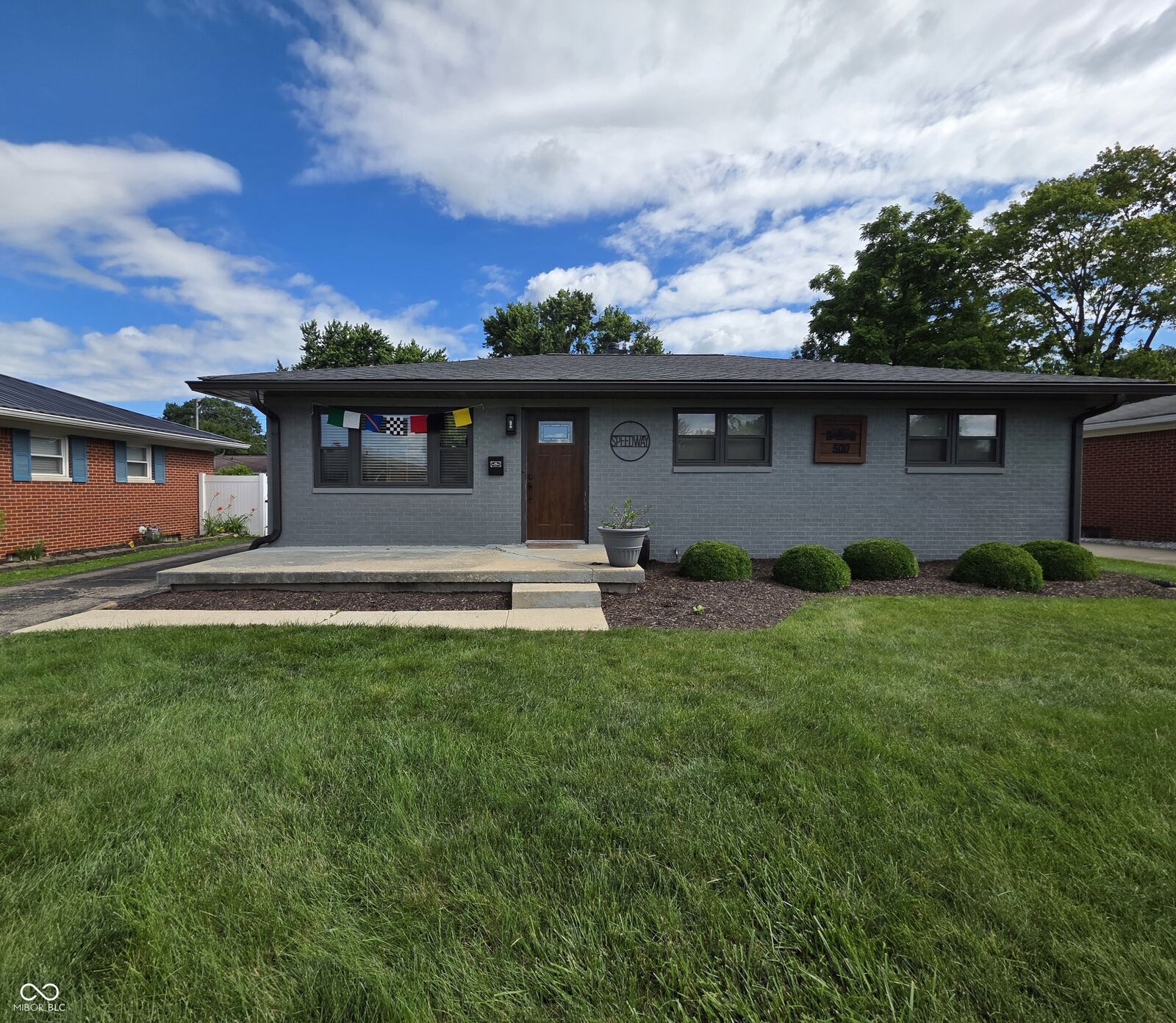 Property Photo:  5534 Meadowood Drive  IN 46224 