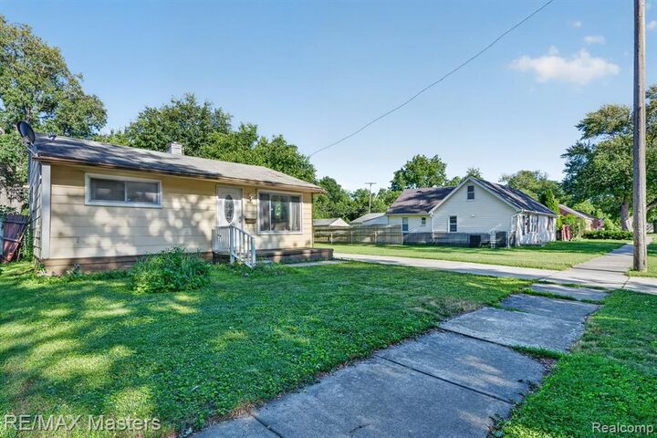 Property Photo: 5901 Ziegler Street MI 48180 1387