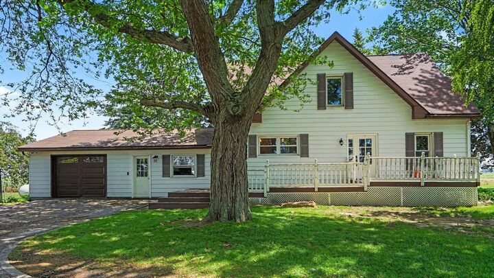 Property Photo:  4250 Dickerson Road  MI 48701 