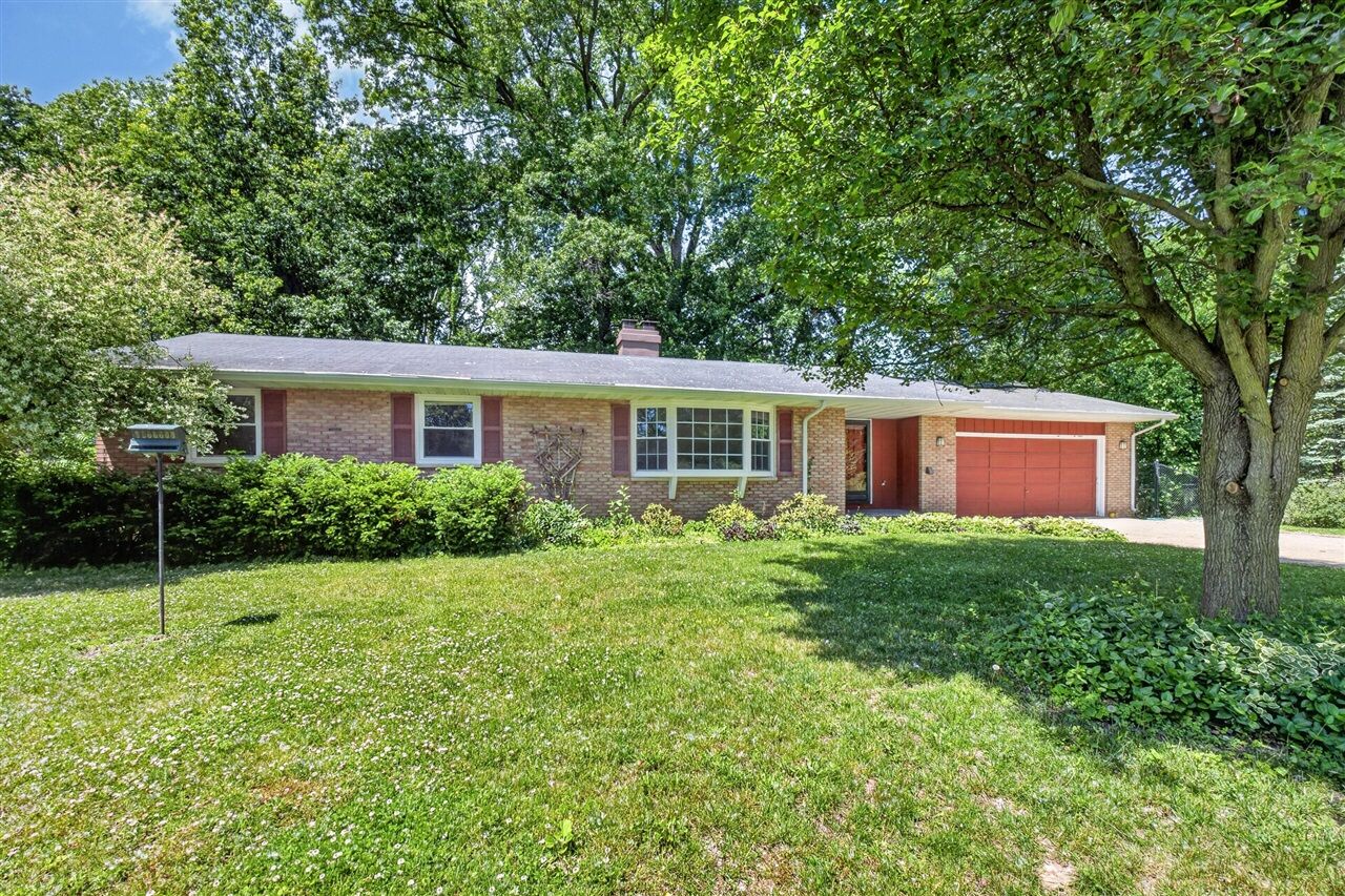 Property Photo: 8076 Land O Lakes Drive MI 49048-9315