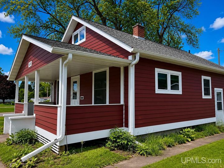 Property Photo: 500 E Sagola Avenue MI 49801