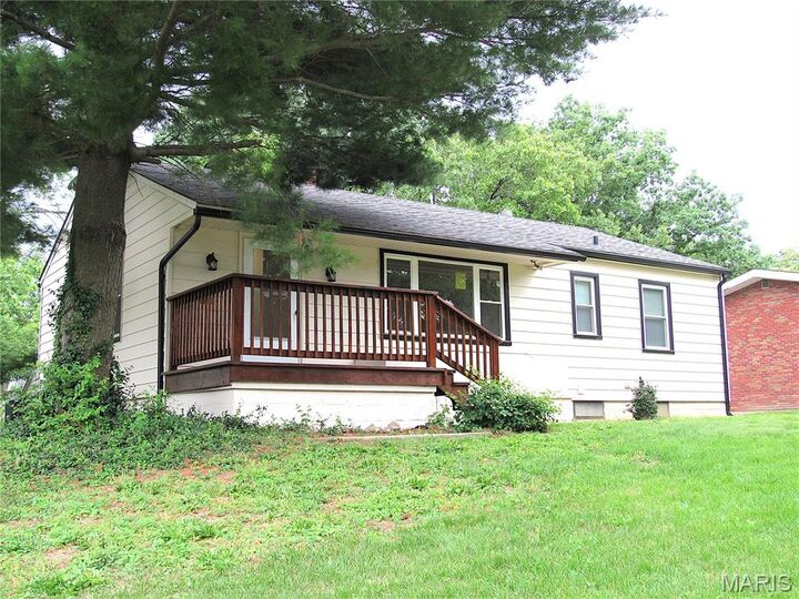 Property Photo:  903 McPherson Avenue  IL 62002 