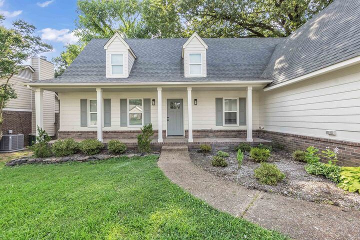 Property Photo:  488 W Regis Pl  TN 38018 