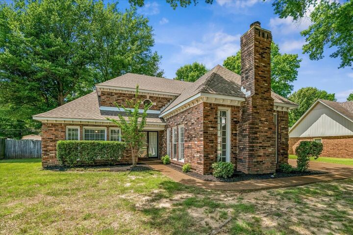 Property Photo: 3951 Fun Valley Dr TN 38125