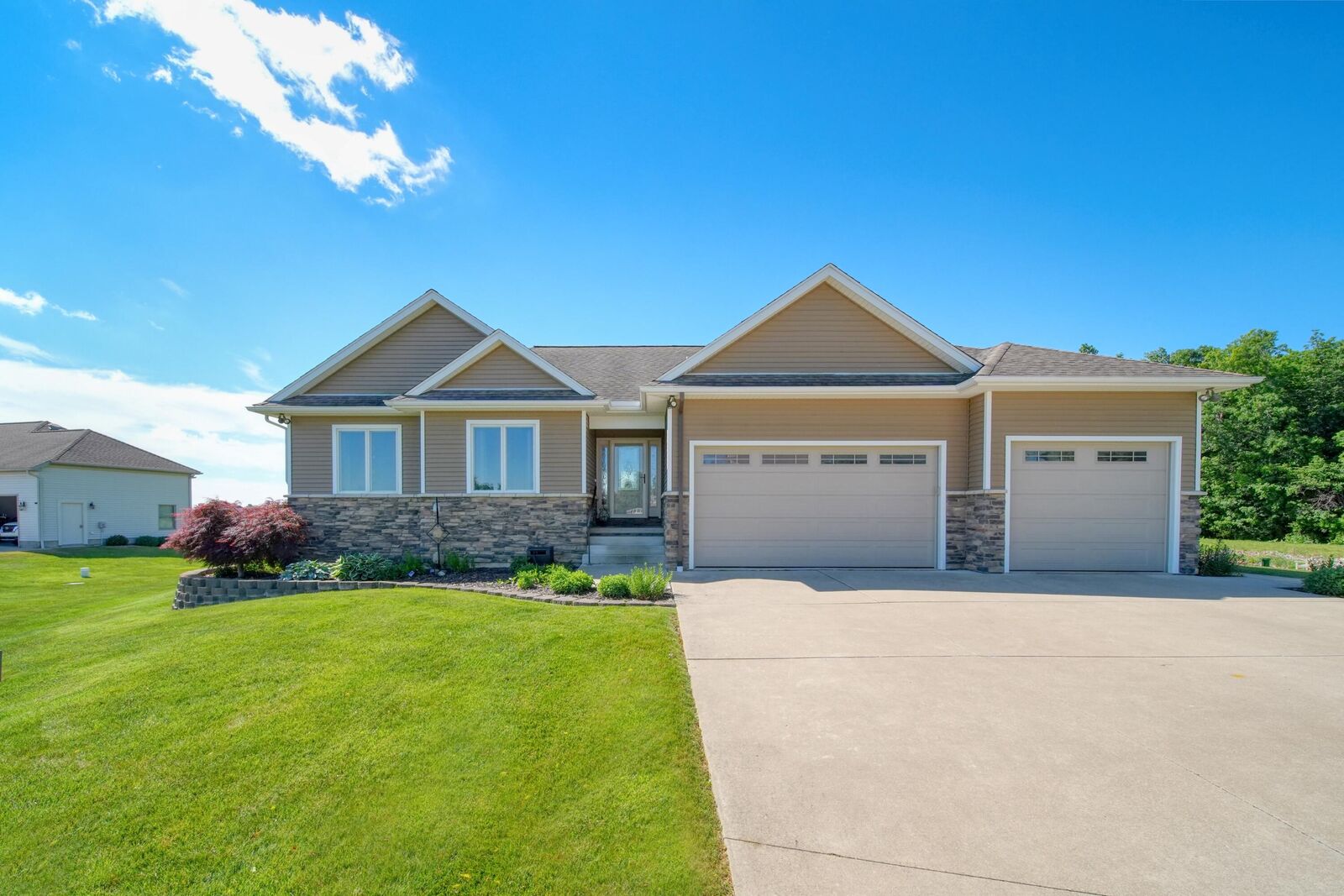 Property Photo: 7602 Stonehedge Drive MI 49265
