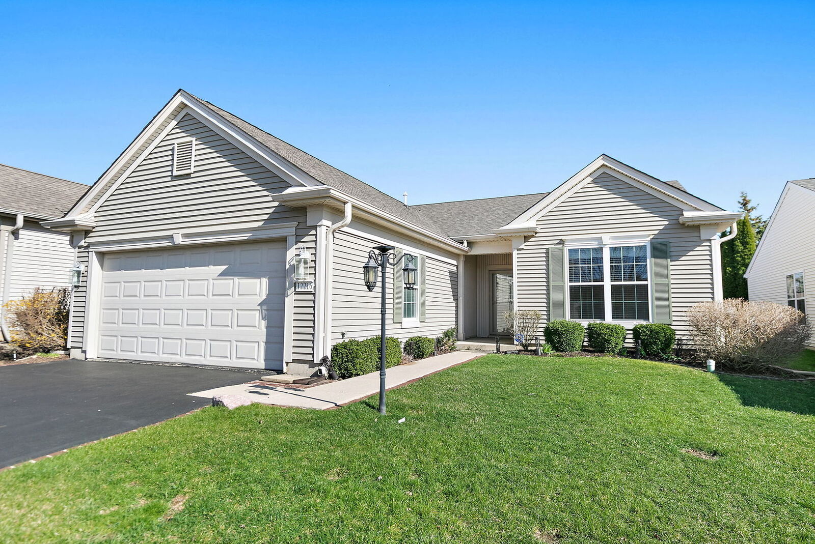 Property Photo: 12216 Latham Trail IL 60142