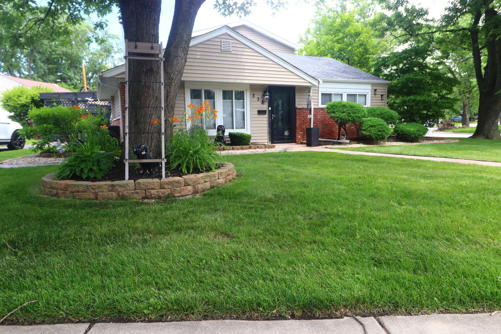 Property Photo: 338 Mohawk Street IL 60466