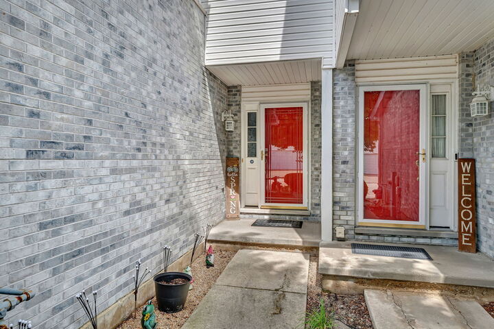 Property Photo: 222 Harbor Landing IL 60408