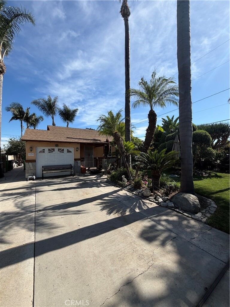 Property Photo: 1030 W Glenwood Pl CA 92707